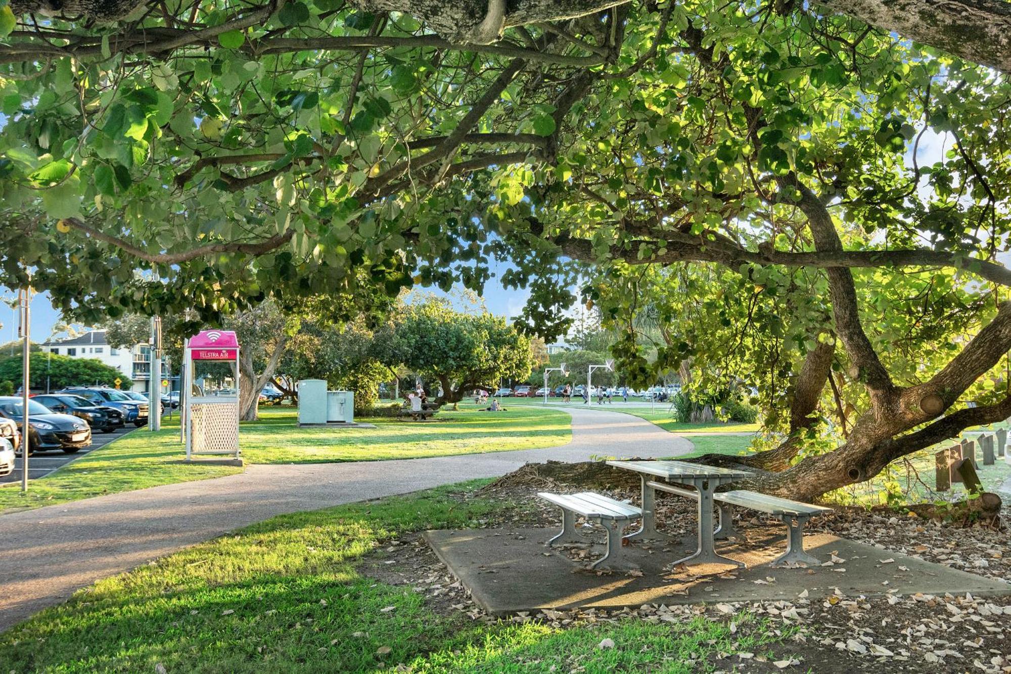 Maroochydore Beach, Park, Cafes, 4 Guests - Zb3 Apartment Exterior photo